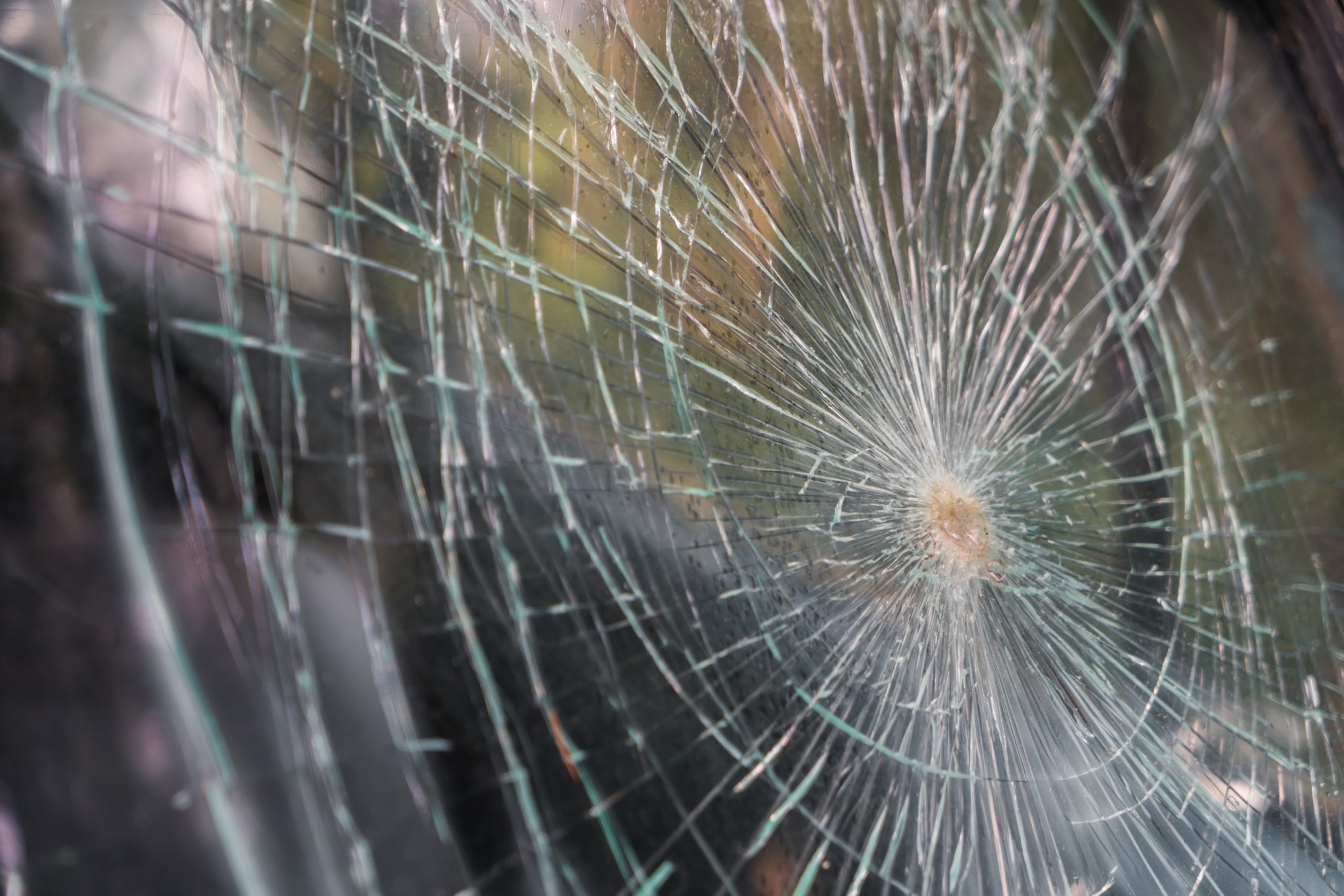 Why Timely Auto Glass Repair Is Important